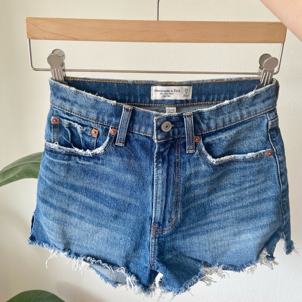 High Rise Mom Short + Curve Love